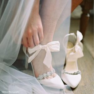 NEW! Bella Belle OLIVIA Wedding Bridal Shoes Heels US Size 7.5 IVORY (Brand New)